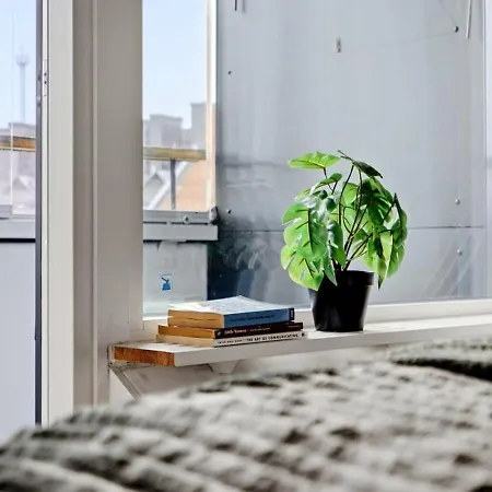 Lejlighed Floor | Kallio Church Views | Balcony | 2br *