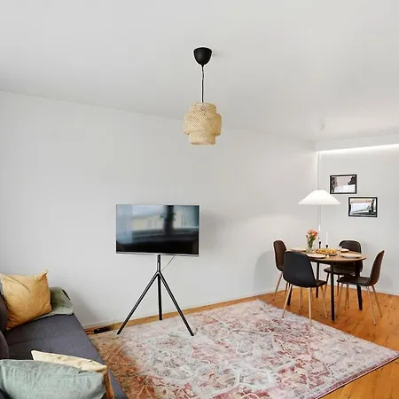 Floor | Kallio Church Views | Balcony | 2br * Helsinki